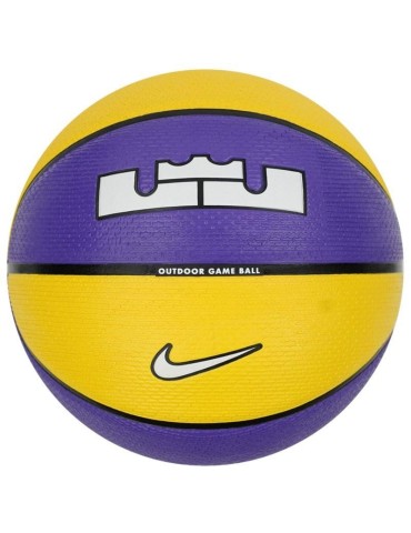 Nike Lebron James Playground 8P 2.0