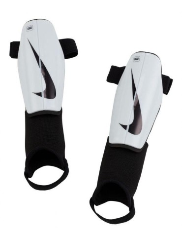 Fotbalové chrániče Nike Charge (bílá)